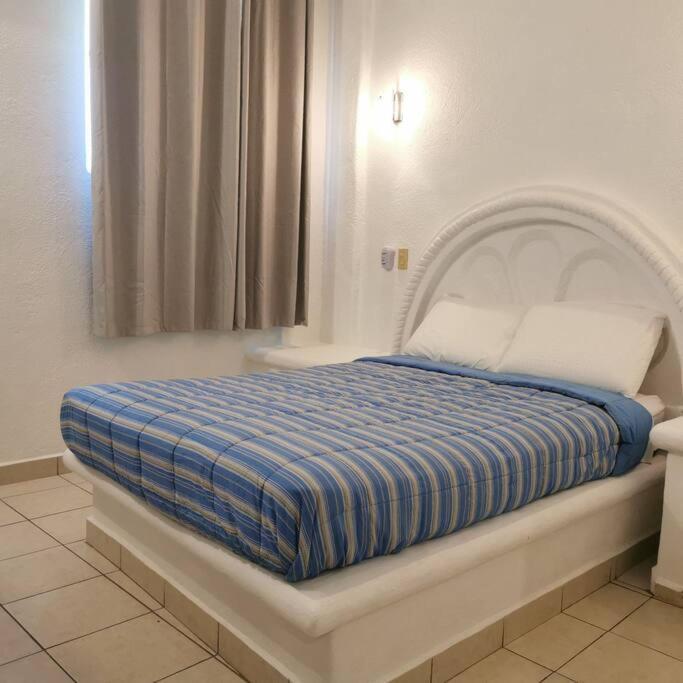 Comfy 2Bedroom Minutes From Downtown & Fast Wi-Fi Zihuatanejo Esterno foto