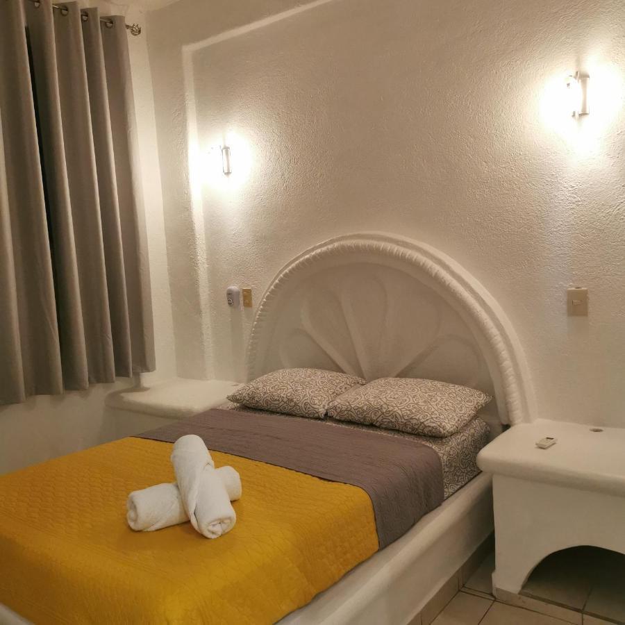 Comfy 2Bedroom Minutes From Downtown & Fast Wi-Fi Zihuatanejo Esterno foto