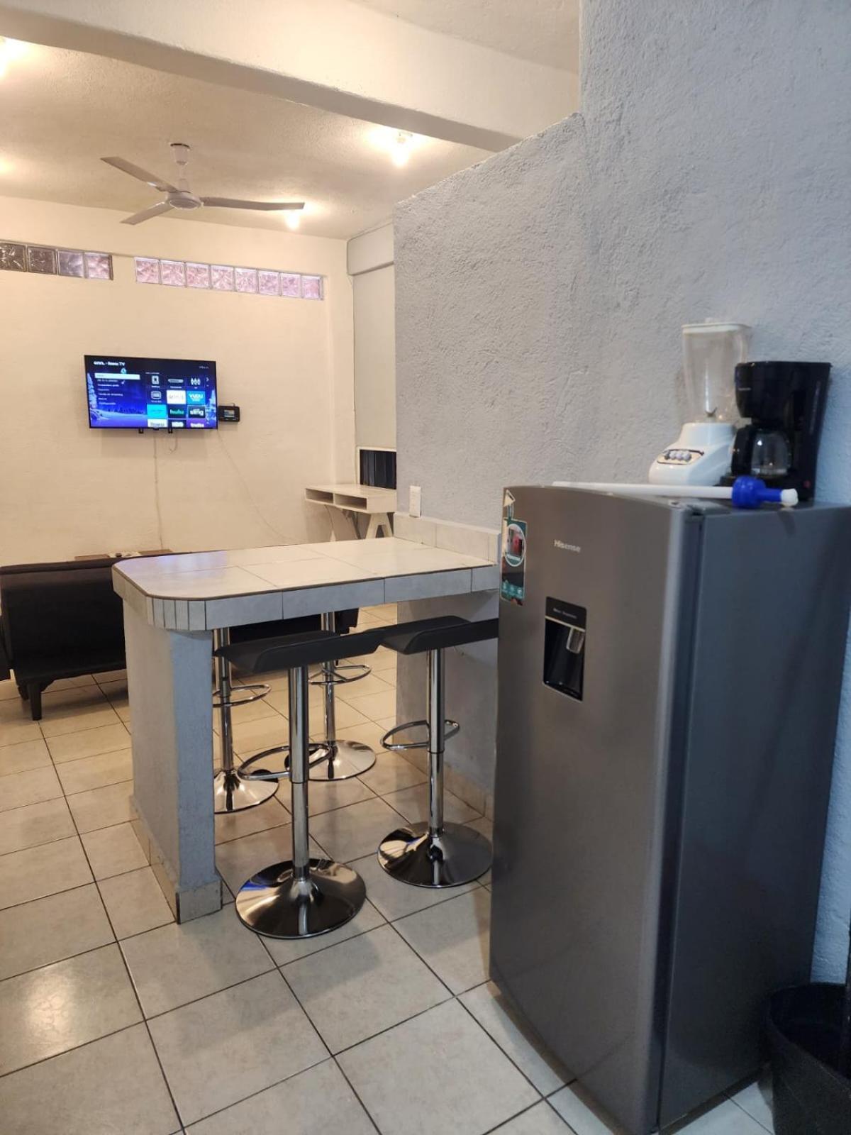 Comfy 2Bedroom Minutes From Downtown & Fast Wi-Fi Zihuatanejo Esterno foto